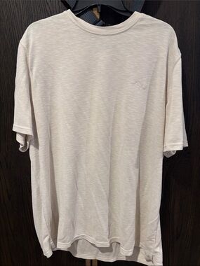 Tommy Bahama Men's Crew Neck Tee in Light Beige